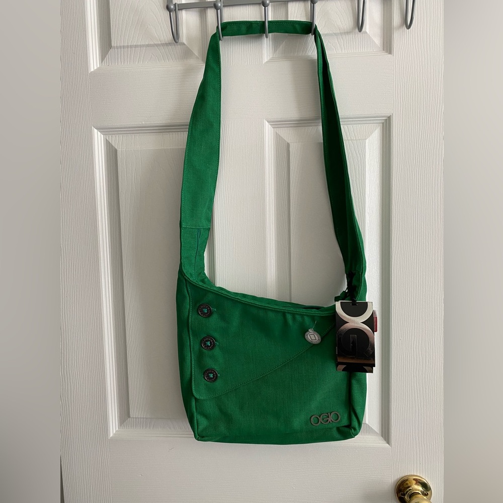 OGIO Brooklyn crossbody bag, NWT, Emerald green, tablet, travel